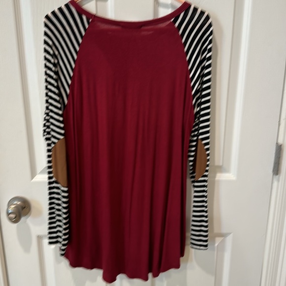 Long sleeve super soft Ella Mara shirt - Picture 7 of 7